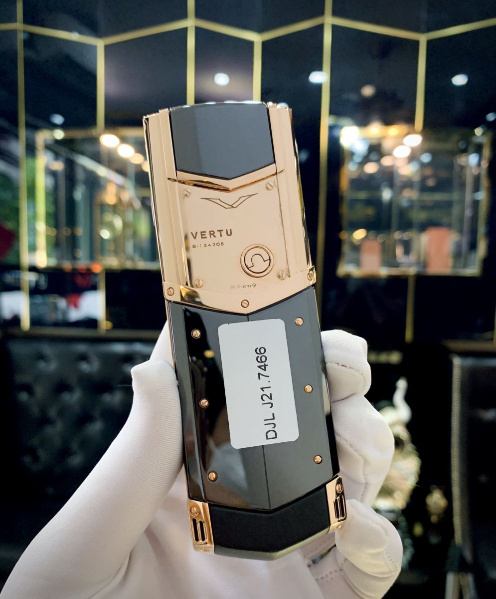 điện thoại vertu signature s vàng khối 2017 mới 99%- 03
