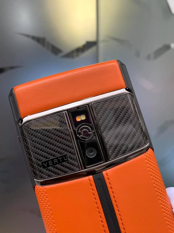 Điện thoại Vertu chính hãng