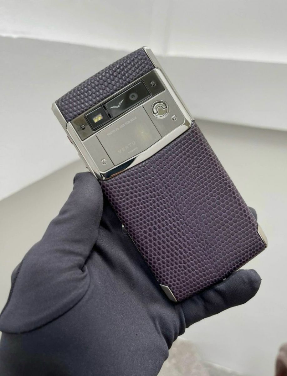 VERTU NEW SIGNATURE TOUCH GRAPE LIZARD MỚI 100% FULLBOX