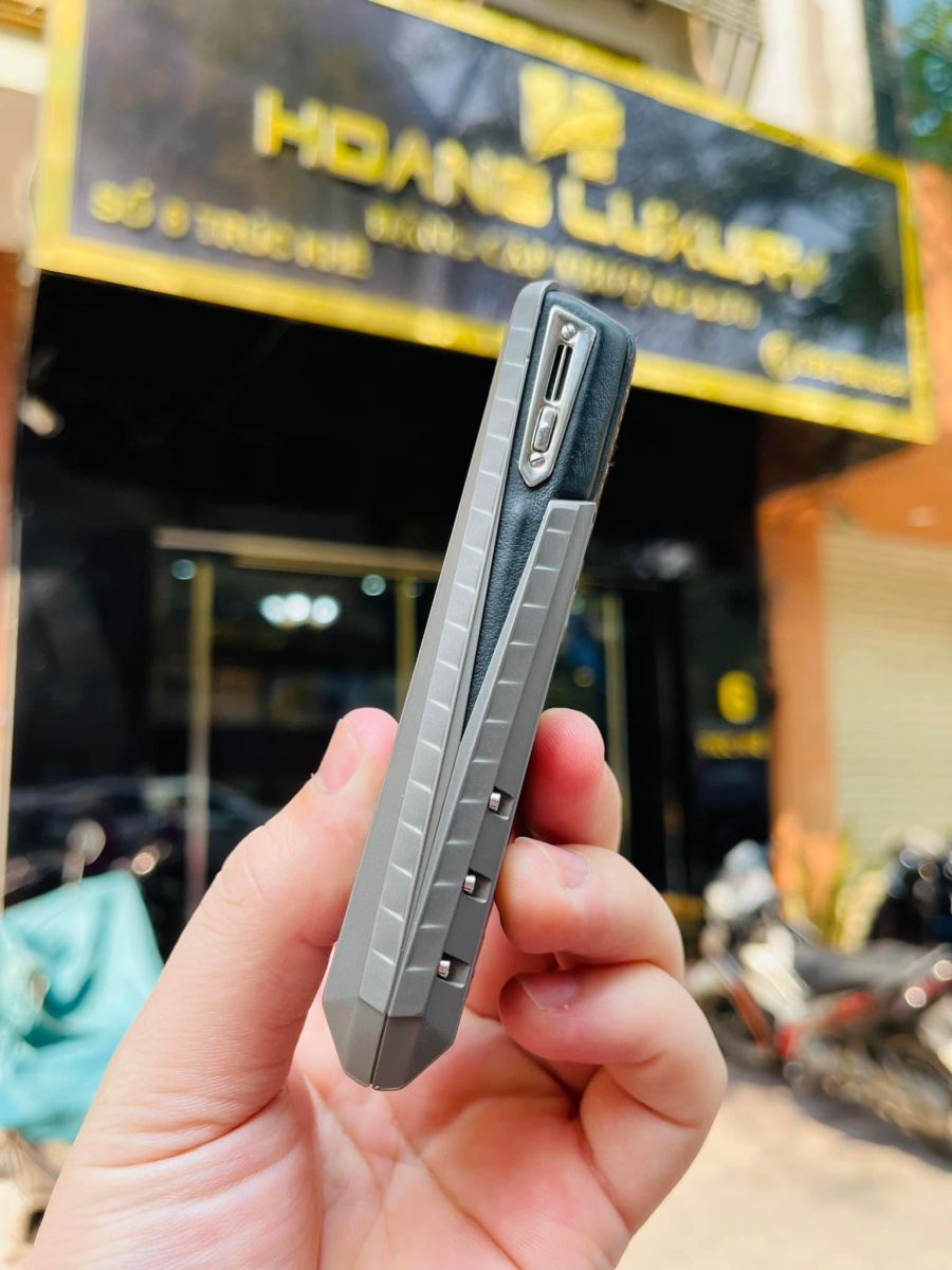 Vertu Ascent X Black Đã Sử Dụng