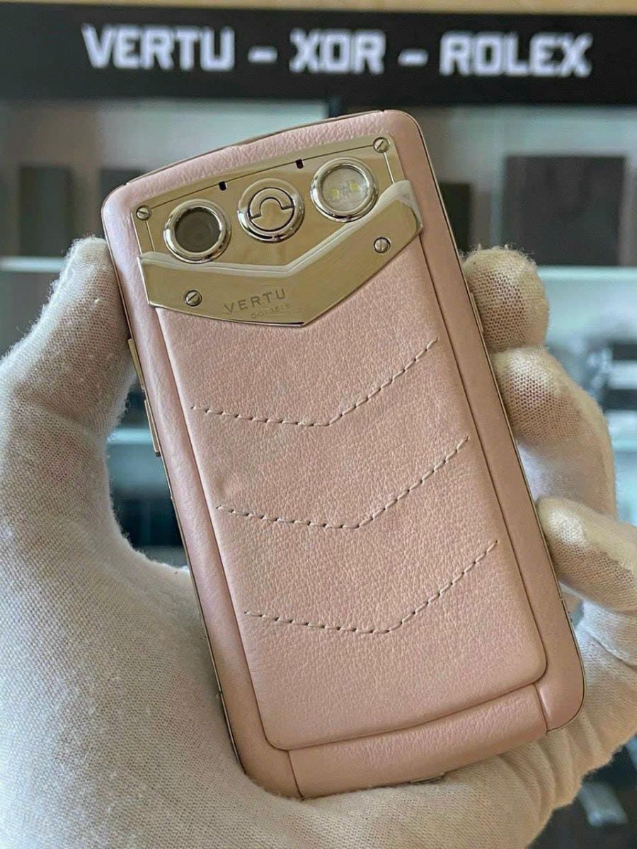 Vertu Quest Pink Alligator Đã Sử Dụng