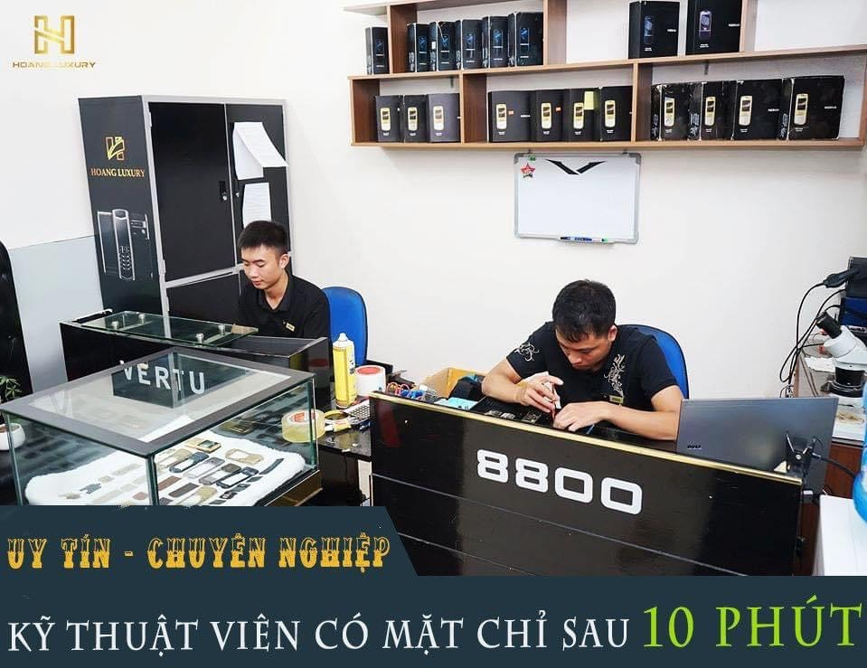 Vì sao nên thay màn hình Vertu tại Hoàng Luxury?