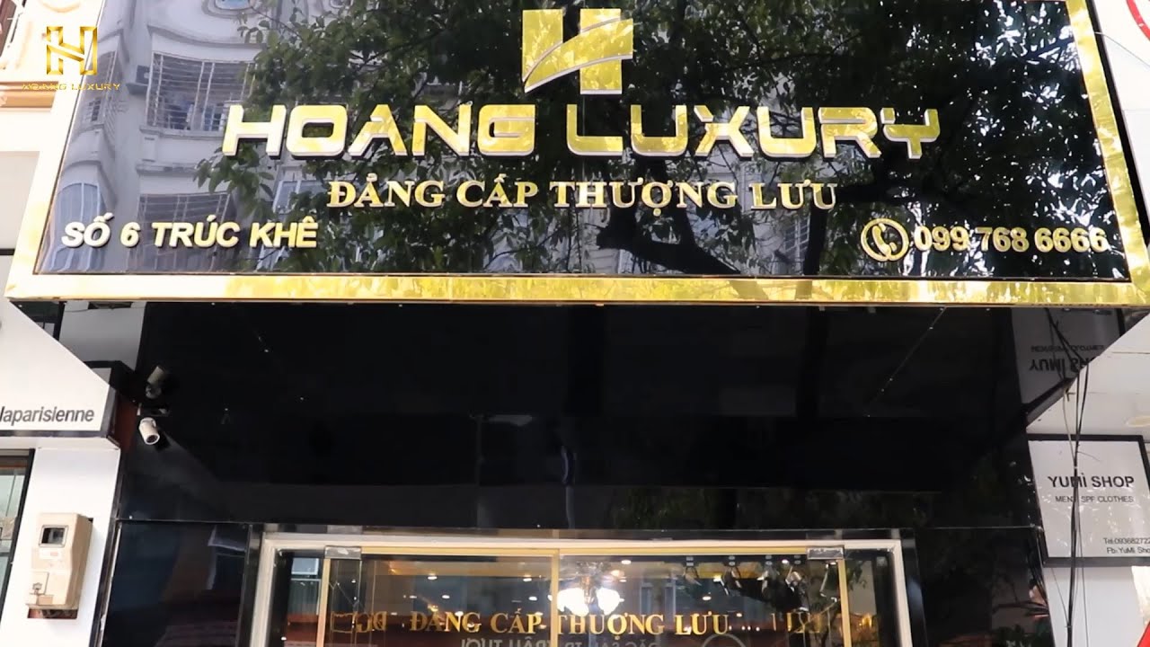 showroom Hoàng Luxury