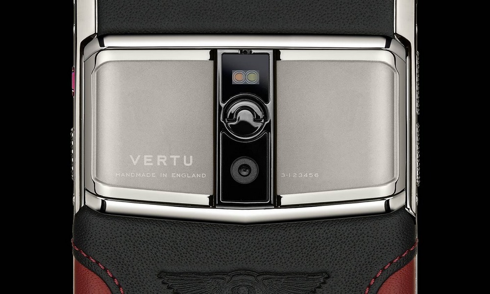VERTU NEW SIGNATURE TOUCH FOR BENTLEY MỚI 100% FULLBOX