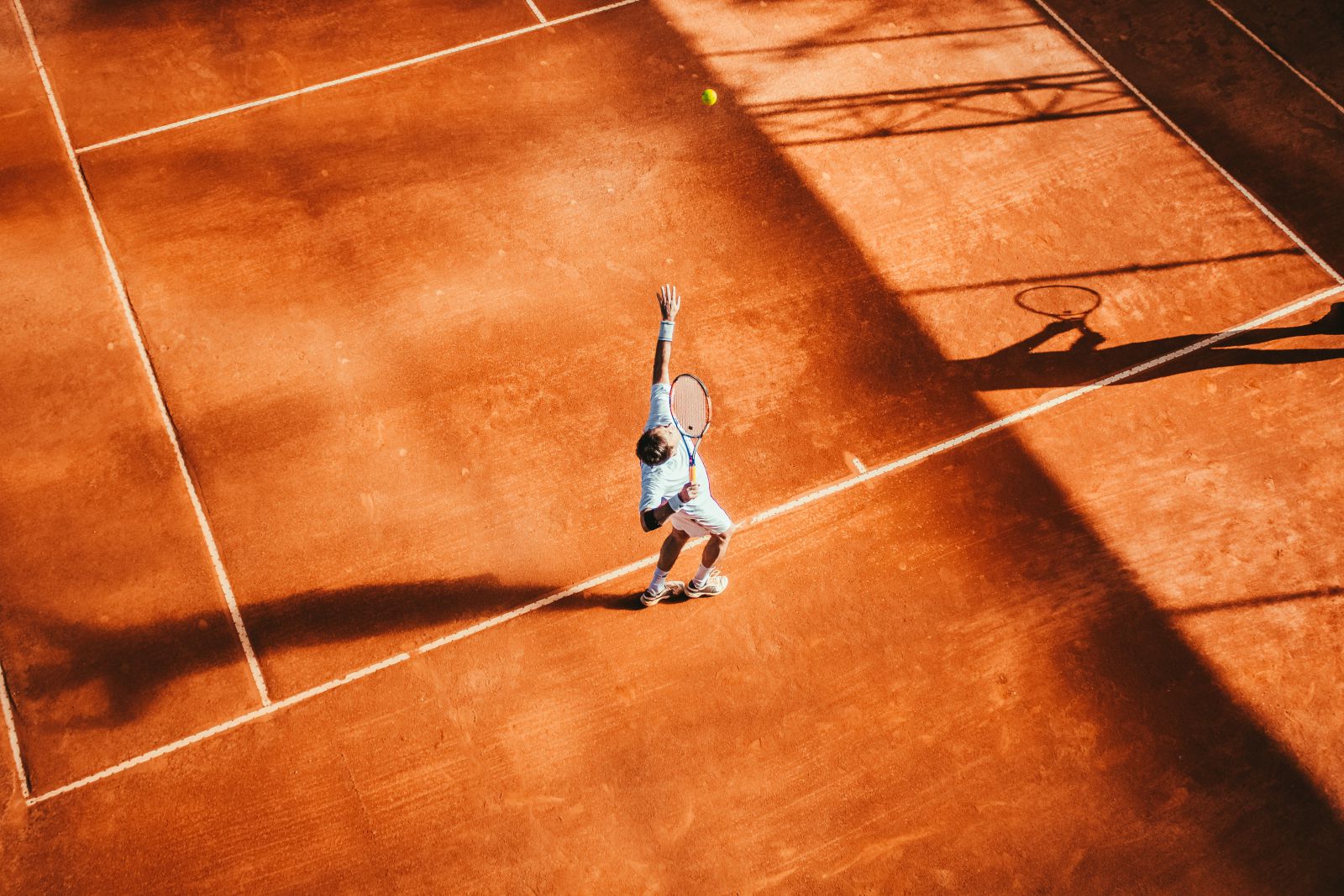 vertu thuận tiện khi đi chơi tennis