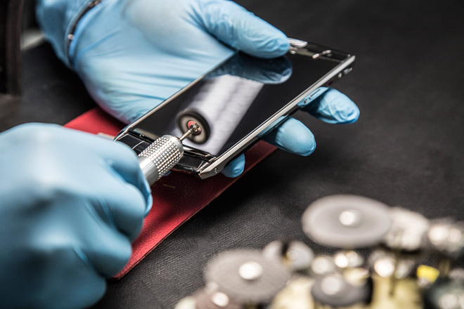 Phương pháp chế tác thủ công của Vertu Phương pháp chế tác thủ công của Vertu