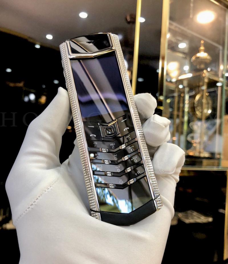 VERTU SIGNATURE S CLOUS DE PARIS STAINLESS STEEL