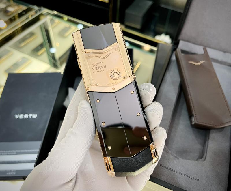 Vertu Signature S Rose Gold Ceramic Phím Kim Cương DLC