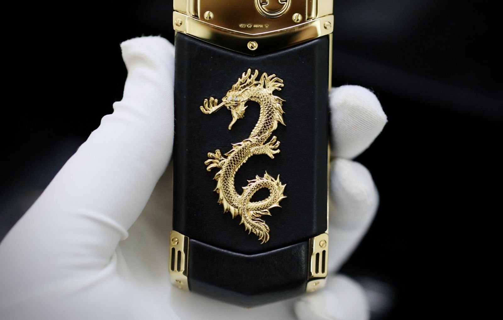 Vertu Signature S Dragon Rose Gold