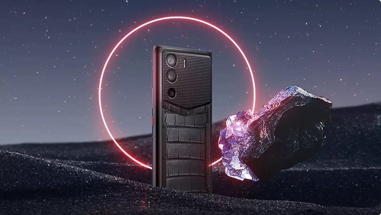 VERTU METAVERTU CACBON FIBER 5G WEB3 PHONE