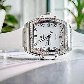 ĐỒNG HỒ HUBLOT SPIRIT OF BIG BANG TITANIUM WHITE DIAMONDS 39MM CỰC SANG