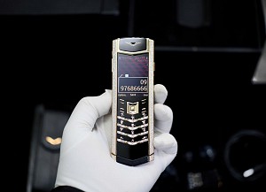 Vertu Signature S – Giá trị huyền thoại chưa bao giờ phai nhạt