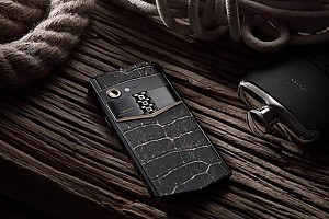 SỞ HỮU VERTU ASTER P 2024 LƯNG DA CÁ SẤU, MÀN HÌNH SAPPHIRE CÓ GIÁ CHỈ TỪ 100 TRIỆU