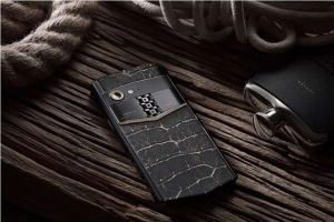 VERTU ASTER P - CHIẾC CẢM ỨNG HẠNG SANG VỚI CÔNG NGHỆ HIỆN ĐẠI