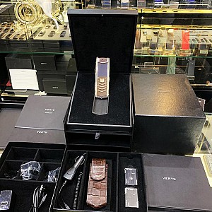 HOÀNG LUXURY - 10 NĂM UY TÍN CUNG CẤP VERTU CHÍNH HÃNG