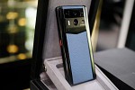 NGƯỜI MỆNH MỘC CHỌN MUA ĐIỆN THOẠI VERTU MÀU GÌ CHO HỢP PHONG THỦY ? 