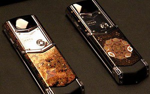 GIỚI THƯỢNG LƯU QUAN TÂM ĐẾN GÌ NGOÀI NHỮNG VẬT PHẨM XA XỈ HUBLOT, VERTU