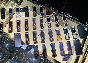 TOP 5 CÂY MÁY VERTU CHÍNH HÃNG ĐANG ĐƯỢC SALE VỚI MỨC GIÁ SIÊU HỜI TẠI HOÀNG LUXURY