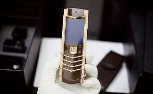 TOP 10 MẪU ĐIỆN THOẠI VERTU SIGNATURE S BÁN CHẠY NĂM 2023 TẠI HOÀNG LUXURY