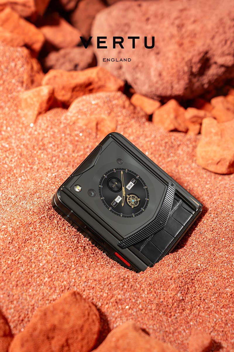 vertu-DÒNG VERTU IRON FLIP - THIẾT KẾ ĐẶC BIỆT DÀNH CHO NAM GIỚI/hoangluxury