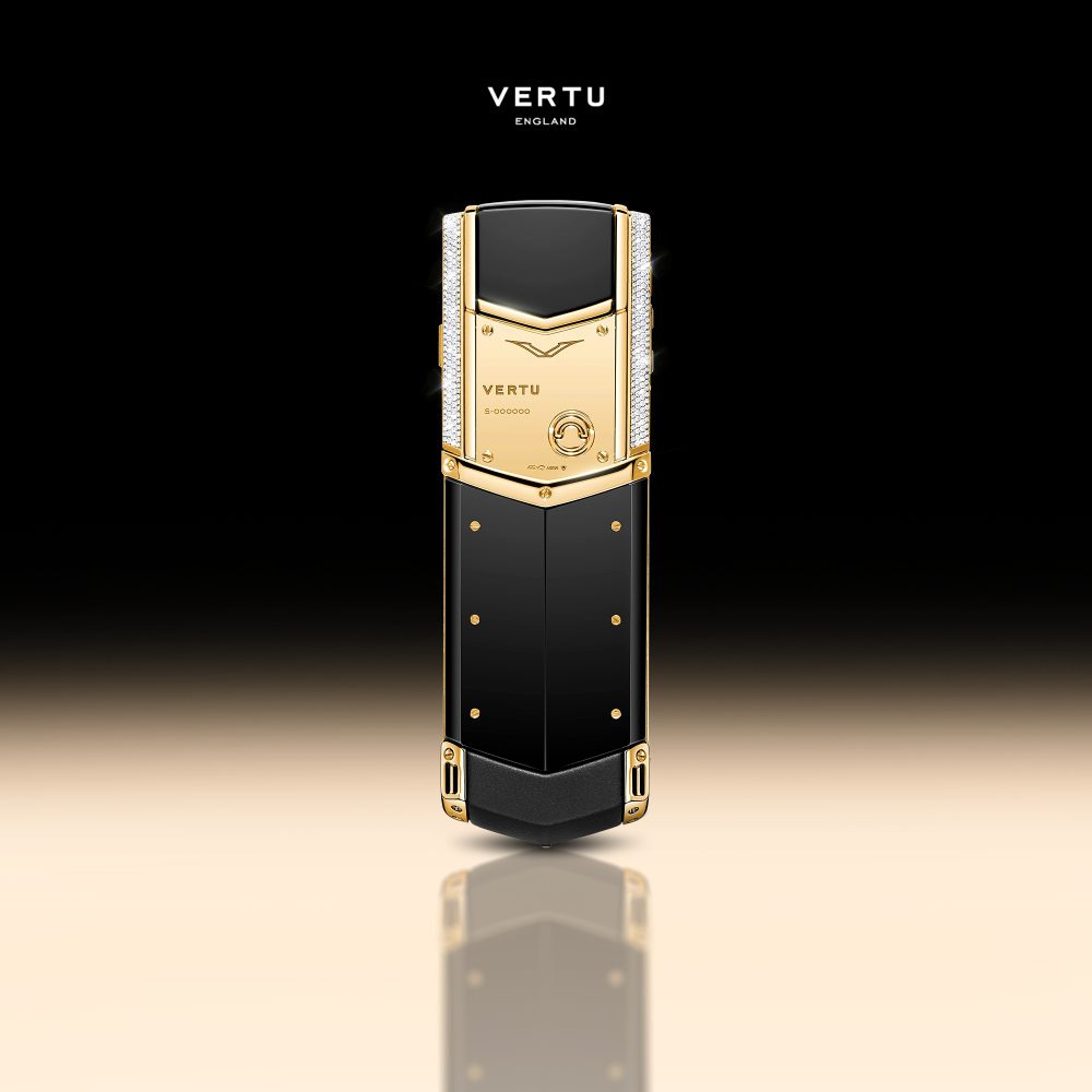 Các phím bấm trên dòng Signature S được chế tác công phu,