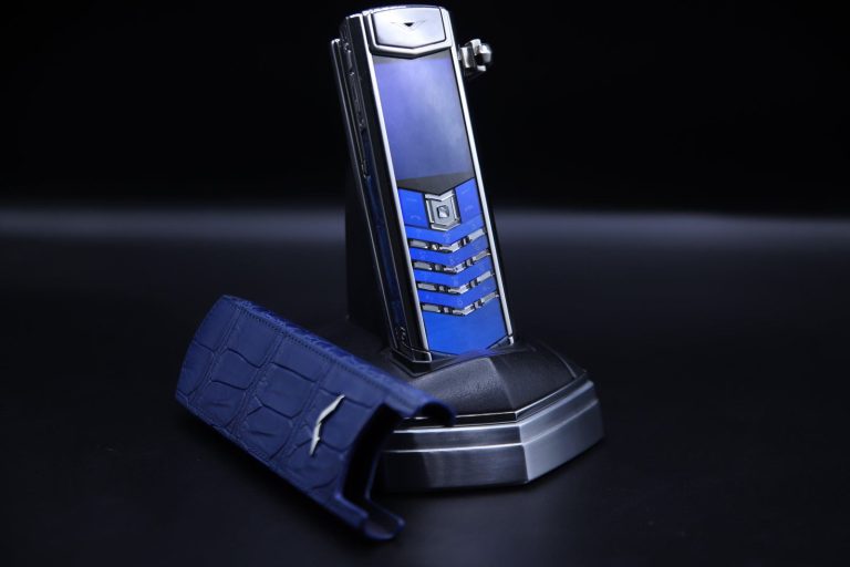 Vertu Signature S Navy Alligator – HoangLuxury Vertu Signature S Navy Alligator – HoangLuxury