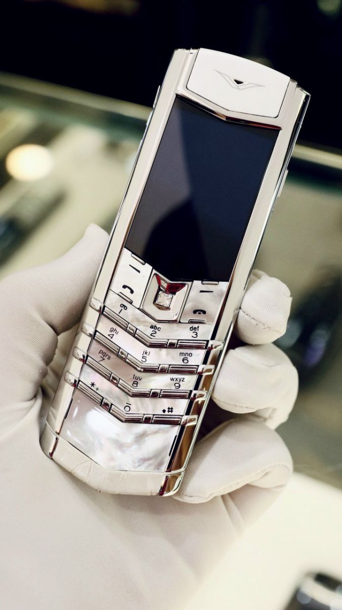 Vertu Signature S White Mother Of Pearl Vertu Signature S White Mother Of Pearl