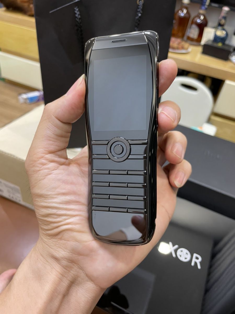 xor-NHỮNG LƯU Ý VỀ ĐIỆN THOẠI XOR LƯỚT MÀ BẠN NÊN BIẾT NĂM 2024/hoangluxury