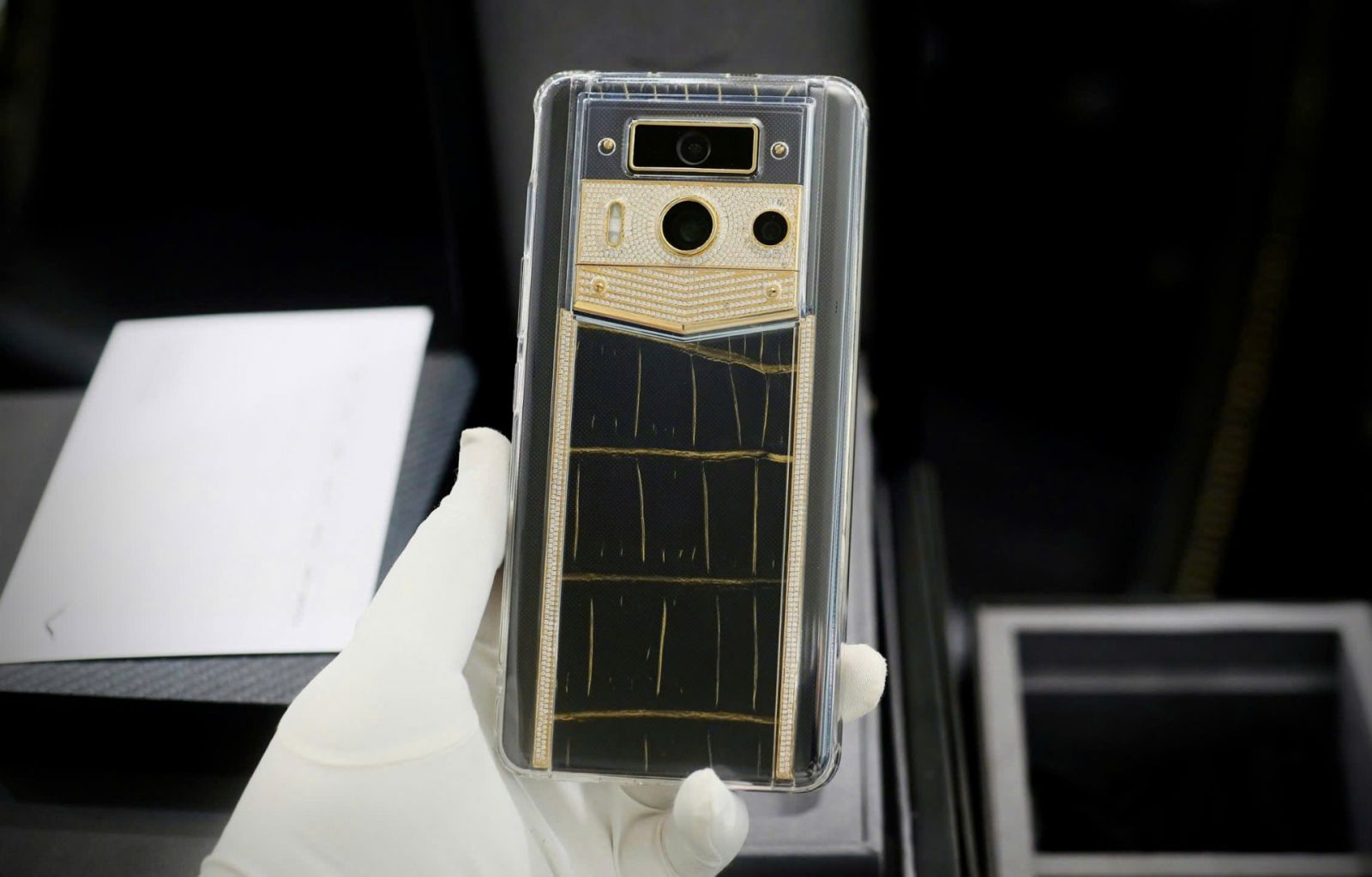 Ốp lưng trong suốt chống ố