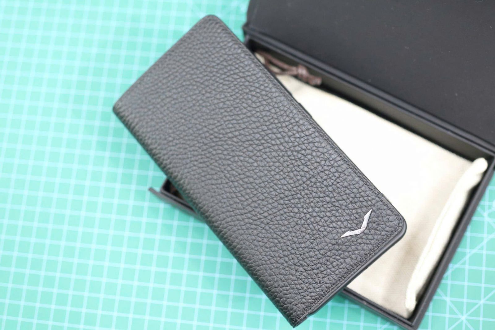 Ốp lưng METAVERTU da togo thiết kế dạng ví