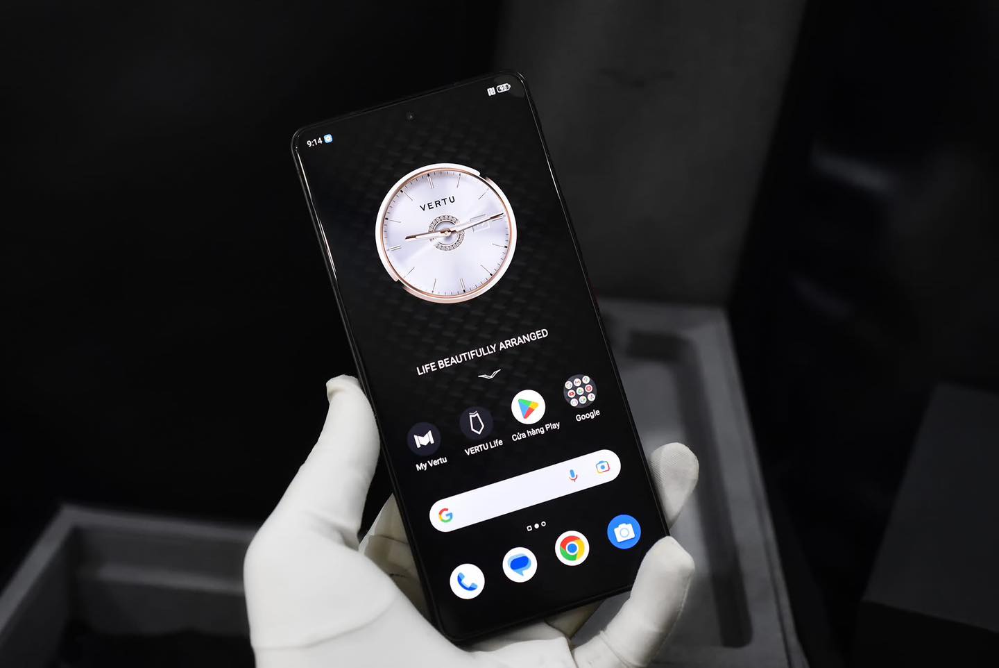 1. Điểm đặc biệt của màn hình điện thoại Vertu