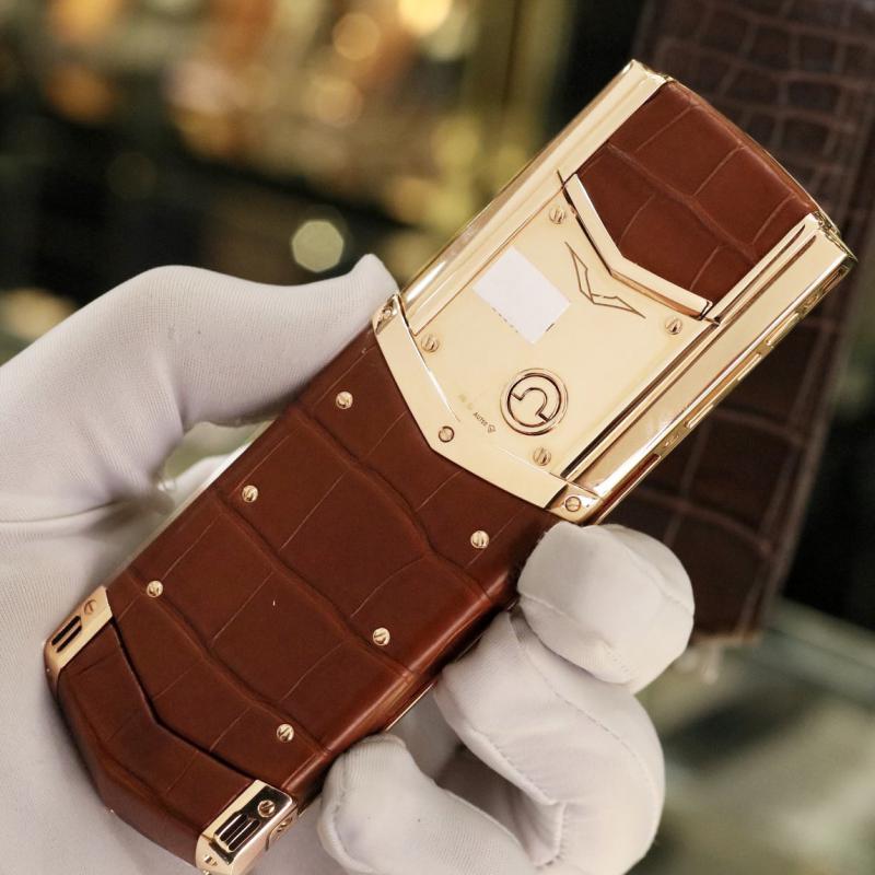 VERTU SIGNATURE S ROSE GOLD DIAMOND DLC ALIGATOR VERTU SIGNATURE S ROSE GOLD DIAMOND DLC ALIGATOR
