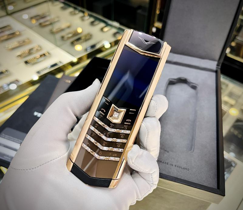 Vertu Signature S Rose Gold Ceramic Phím Kim Cương DLC Vertu Signature S Rose Gold Ceramic Phím Kim Cương DLC