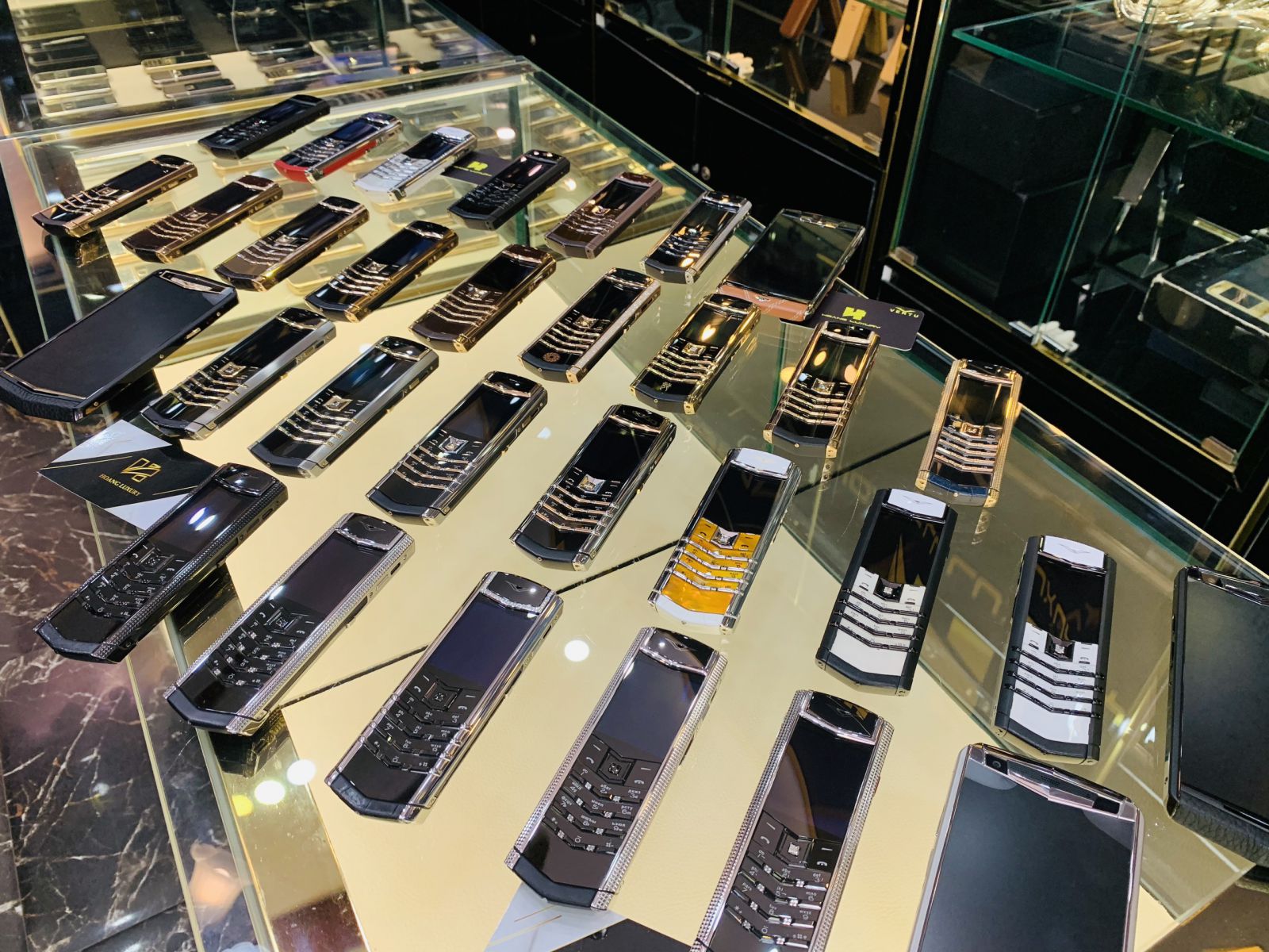 vertu signature s